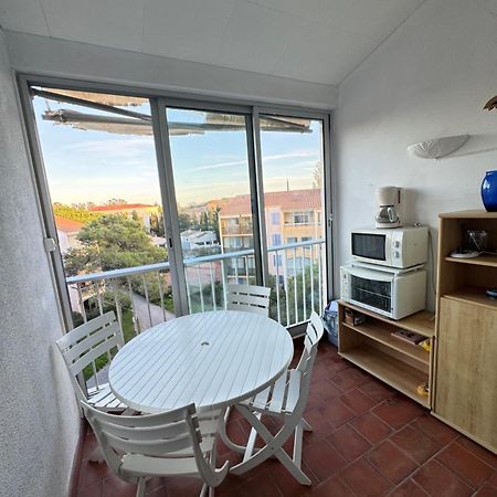 Studio Dans Residence, Piscine Lagon, Tennis Et Aire De Jeux Frejus Luaran gambar