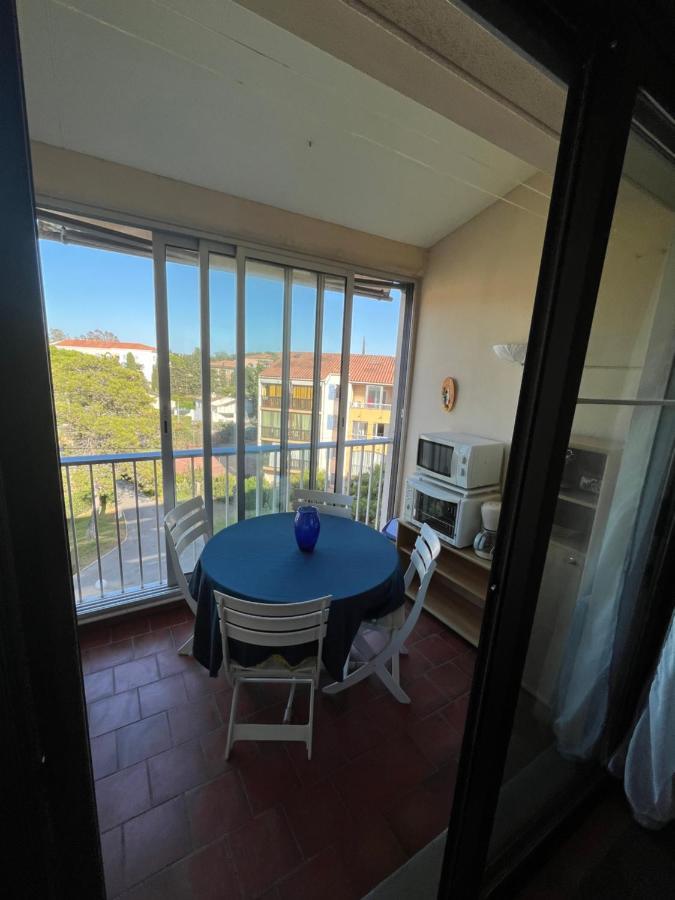 Studio Dans Residence, Piscine Lagon, Tennis Et Aire De Jeux Frejus Luaran gambar